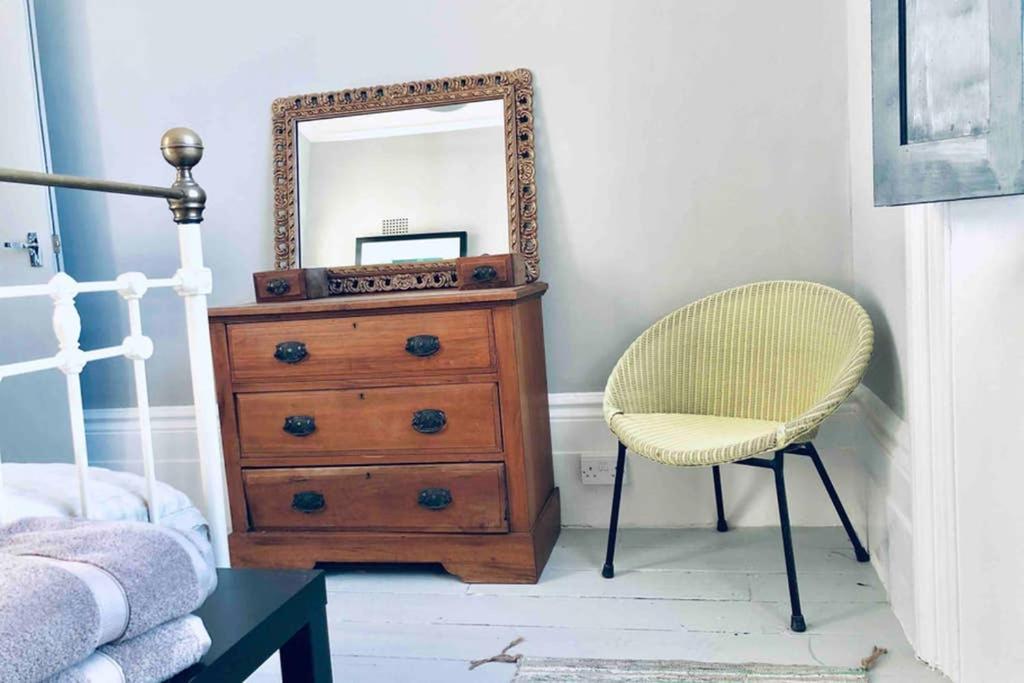 Seaside Escape - Gorgeous 2 Bed Apartment In St-Leonards-On-Sea Гастингс Экстерьер фото