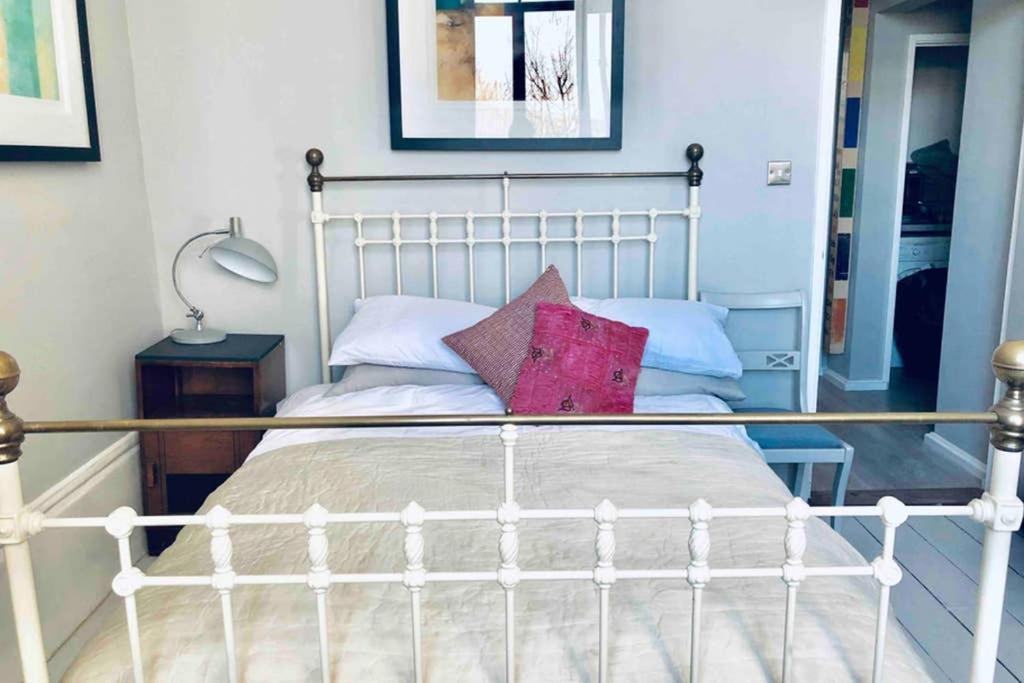 Seaside Escape - Gorgeous 2 Bed Apartment In St-Leonards-On-Sea Гастингс Экстерьер фото